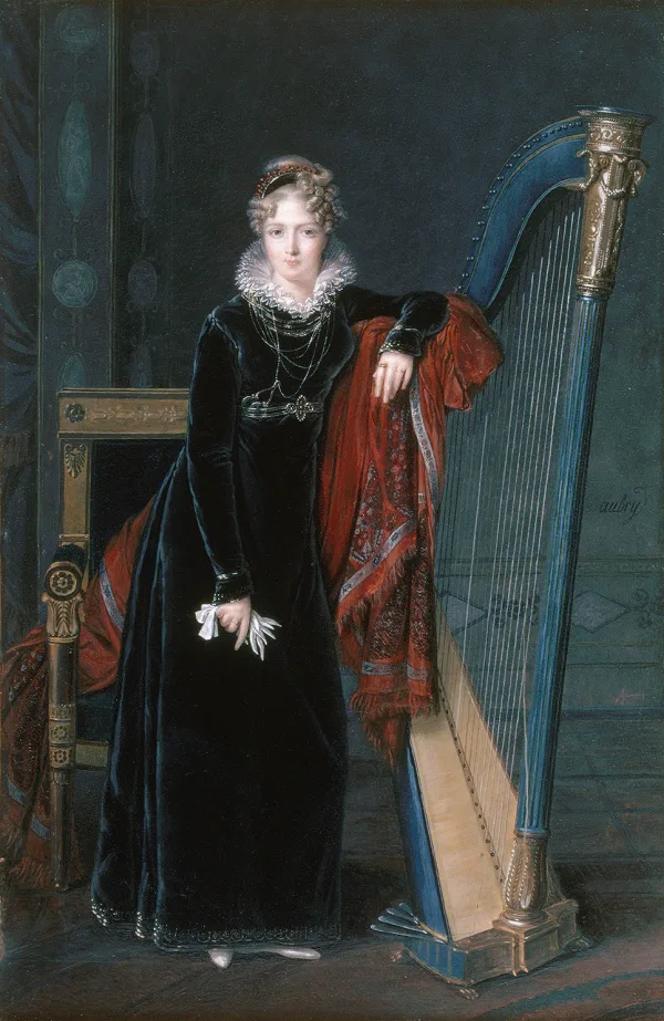 Portrait en pied d'une jeune femme blonde, en robe de velours noir accoudée à une harpe.